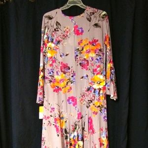 Floral/Beige belle sleeve top